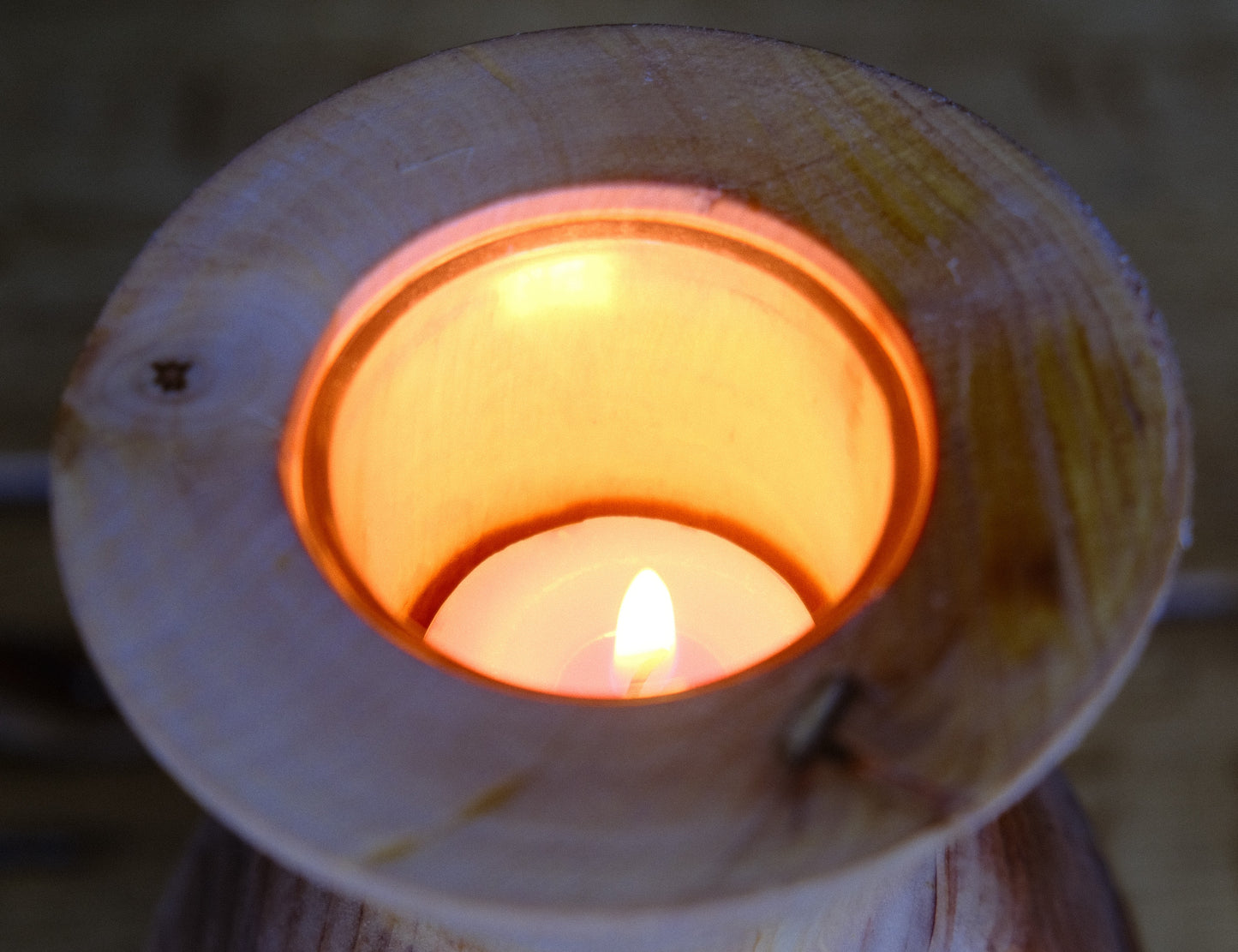 Hand‑Turned Wooden Candle Holder with Natural Heart Inclusion – 20CM